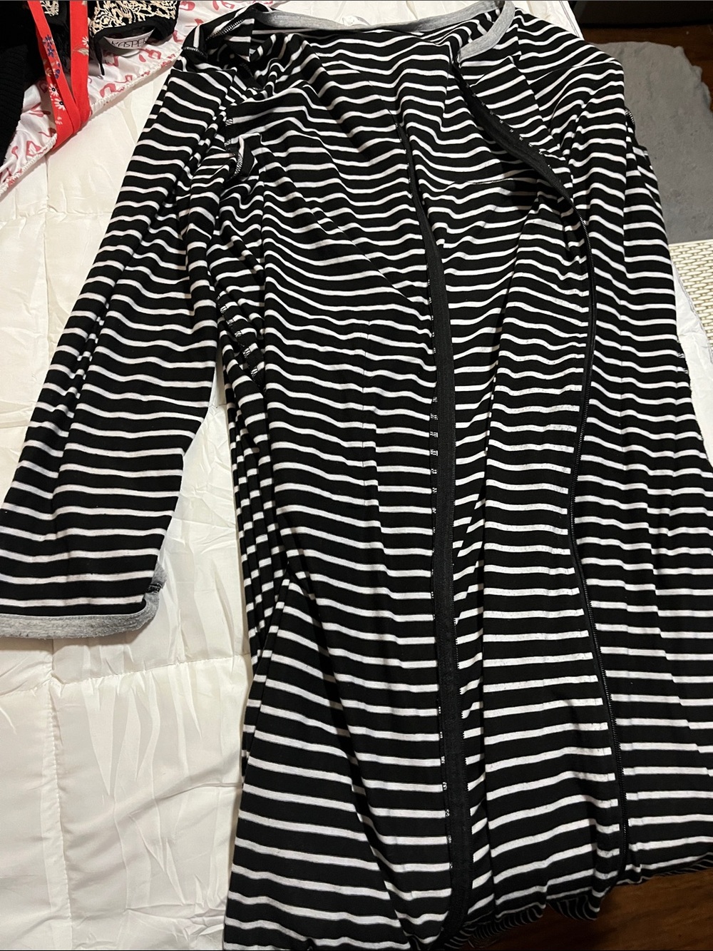 Striped Black and White Women's Puffer Jacket